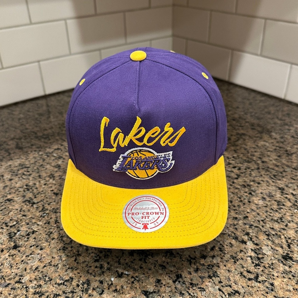 Los Angeles Lakers Hat Mitchell & Ness NBA Script Arch Pro Snapback Purple New